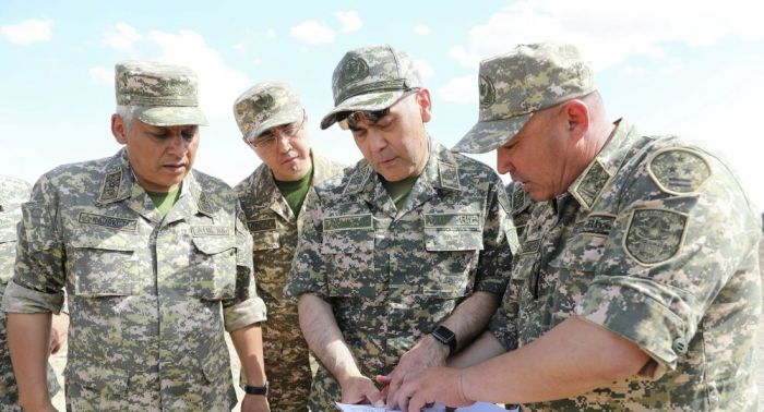 "Қауіпті жағдай туындауы мүмкін": қорғаныс министрі арыстықтарға ескерту жасады