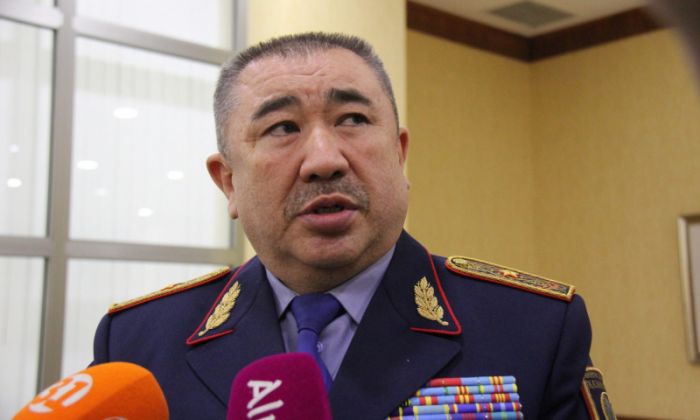 Министр Тұрғымбаев Азаттық тілшілеріне жасалған шабуылға қатысты пікір білдірді 