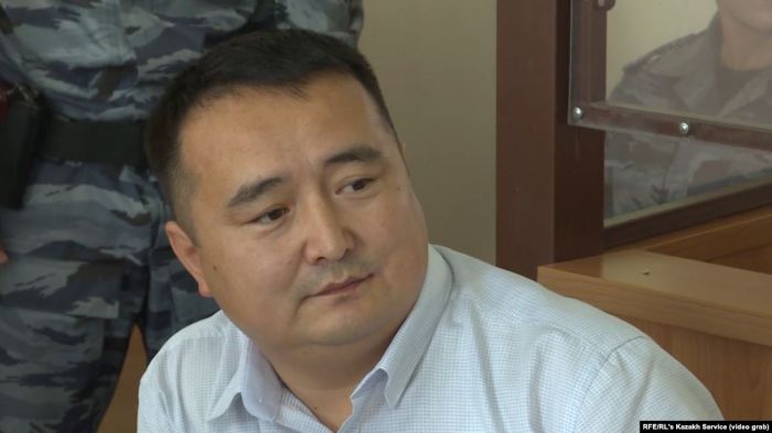 Адвокат: Сот Біләштің ісін қарауды кешкі уақытқа қалдырды