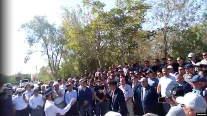 Жаңаөзендіктер Тоқаевтан Қытайға сапарынан бас тартуды талап етті