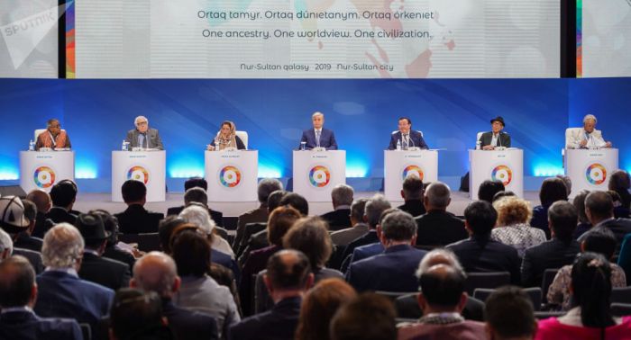 Тоқаев жазушылар форумында тың ұсыныс жасады