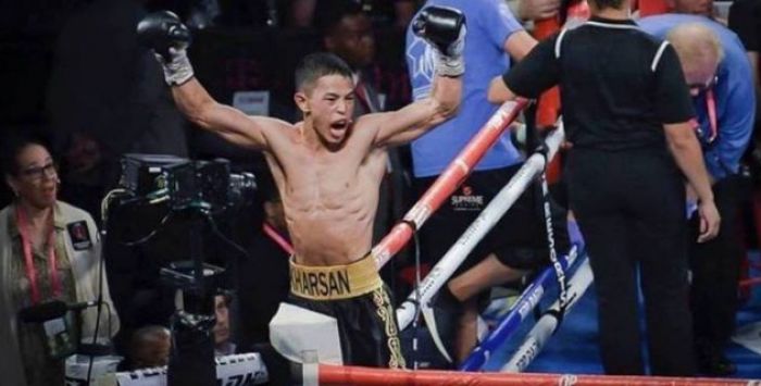 Қазақстандық боксшы америкалық нокаутқа түсірді