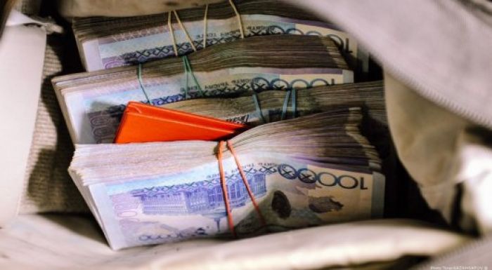 Шымкентте шенеунікке алаяқтық бойынша айып тағылды