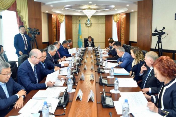 Экс-министрлерді бұрынғы қателіктері үшін жазалау ұсынылды