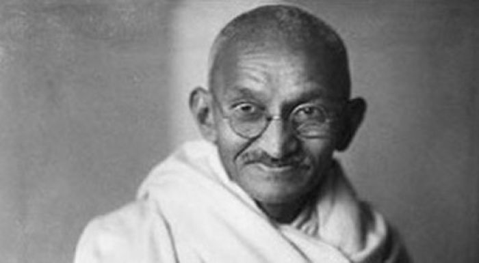 Үндістанда Махатма Гандидің күлі ұрланды