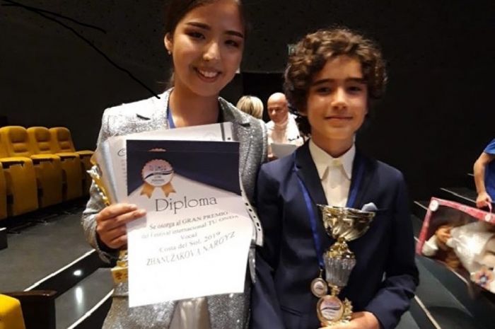 Испанияда қазақша ән орындаған әнші бас жүлде иеленді