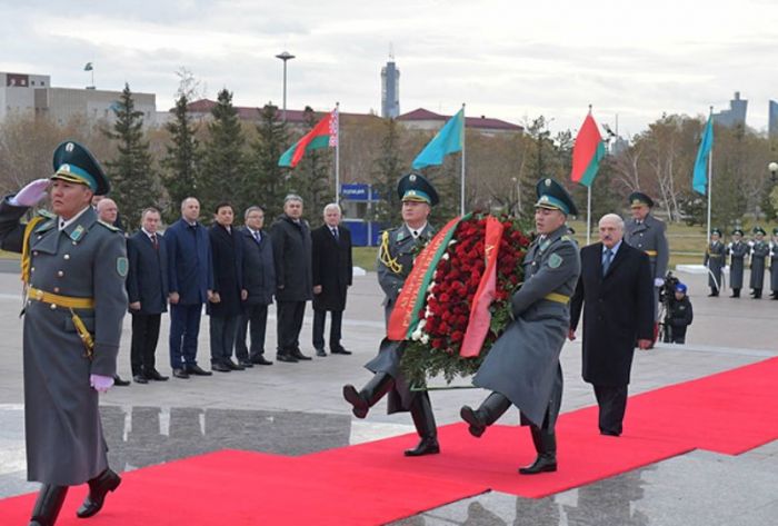 Лукашенко Тоқаевпен кездесу үшін Ақордаға келді