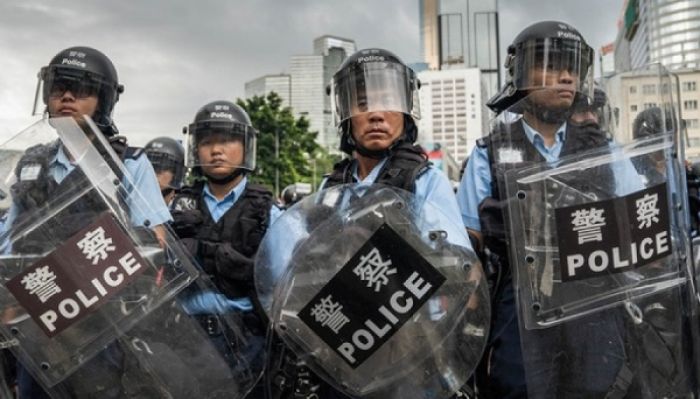 ​Гонконгте депутаттарды сайлау шарасына 31 мың полицей жұмылдырылған 