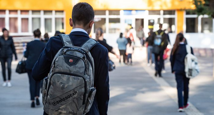 Шымкенттік полицейлер мектепті дүрліктірген жағдай туралы айтты