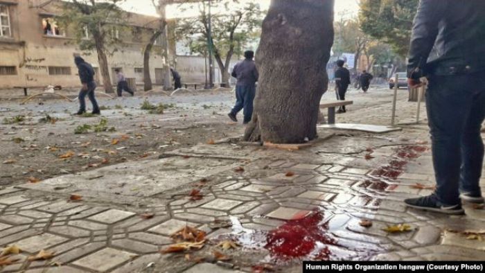 Иранда наразылық кезінде жүздеген адам қаза тапты