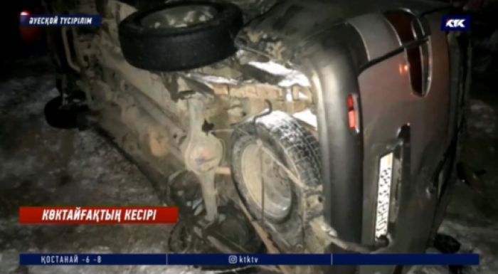 ​Ақтөбеде Тәжікстаннан келе жатқан автобус аударылды