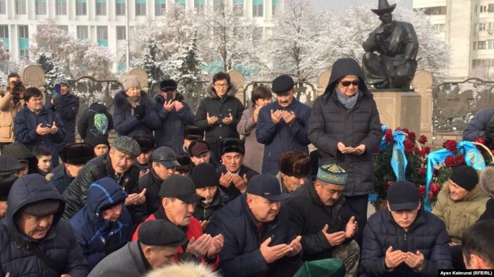 Қазақстанда Желтоқсан мен Жаңаөзен құрбандарын еске алды