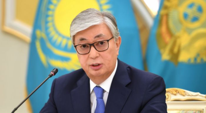 ​Тоқаев қазақстандықтарды Тәуелсіздік күнімен құттықтады