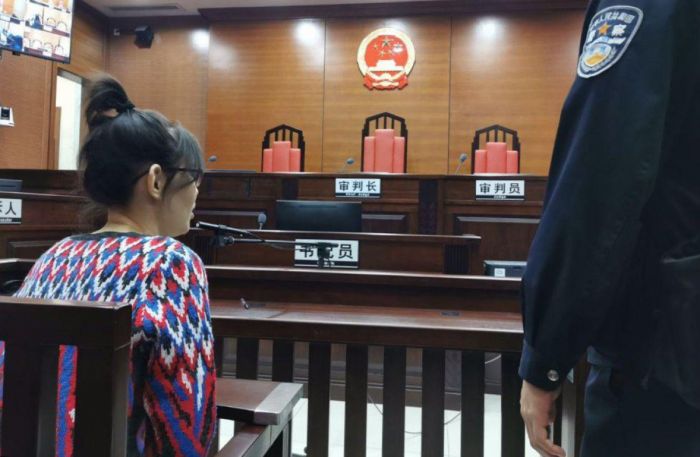 «Қытайда қалады»: Ақжарқын Тұрлыбайға қатысты сот үкімі шықты