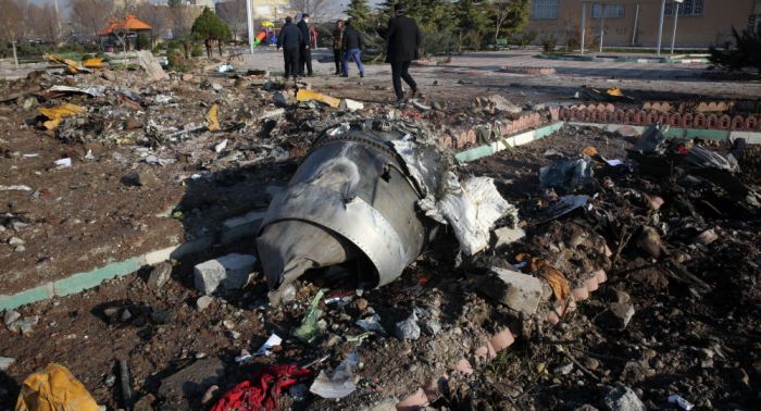 Ирандағы әуе апаты: Украина ұшақты зымыранмен атып түсіруі мүмкін деген болжам айтты