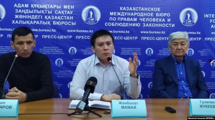 Жанболат Мамай бастаған белсенділер Алматы прокуратурасына талап арызбен барды