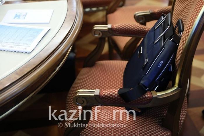 Әкім лауазымын «сатып алмақ» болған жамбылдық шенеунік жұмысынан қуылды