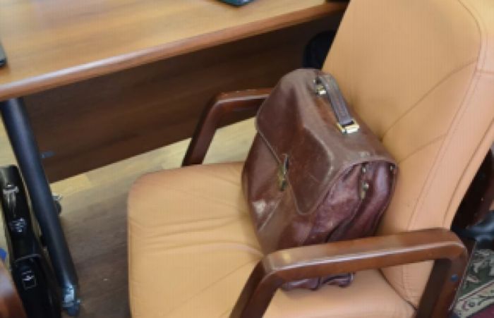 Әкімнің "креслосын" сатып алмақ болған шенді қызметінен айырылып тынды