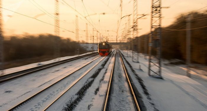 Қарағанды ​​облысында боран кезінде жолаушылар пойызы рельстен шығып кетті