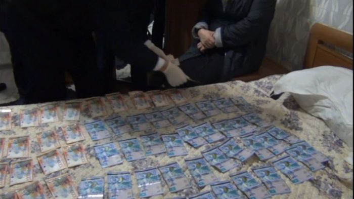 Маңғыстау облысында департамент басшысы пара алған 