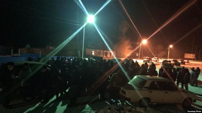 Министр Зайсандағы вирус карантиніне қарсы наразылыққа түсініктеме берді