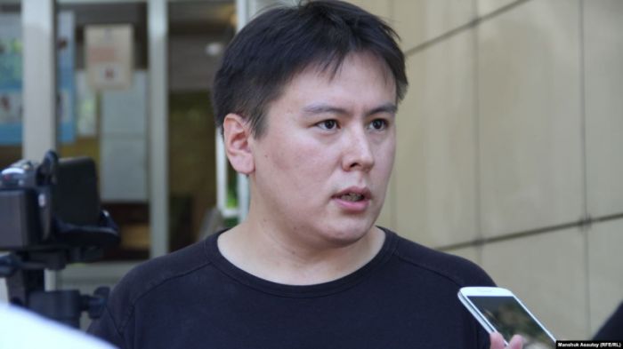 Жанболат Мамай үш тәулікке қамалды