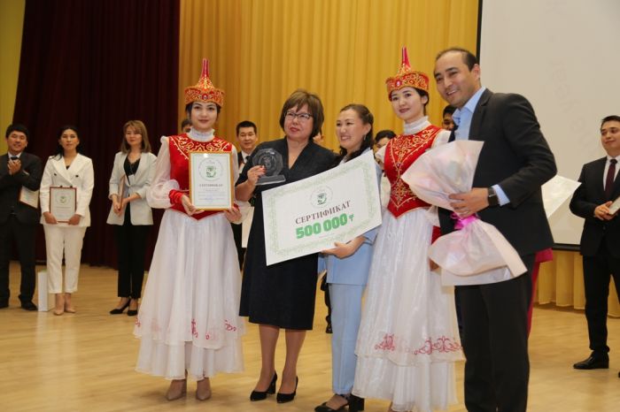 Еліміздің үздік мұғалімдері анықталды