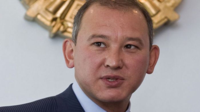 Семейде Мұхтар Жәкішевтің соты өтіп жатыр