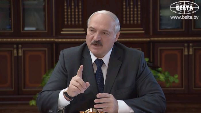 "Бізге тиіспеңіздер!" - Лукашенко ресейлік БАҚ өкілдерін сынады