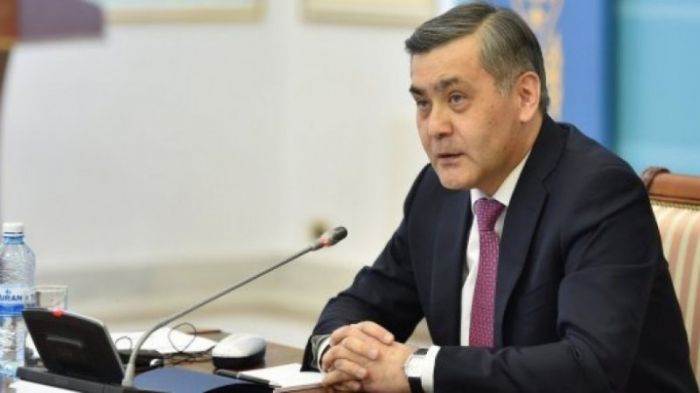 Қорғаныс министрі Нұрлан Ермекбаев оқшаулау режиміне көшті