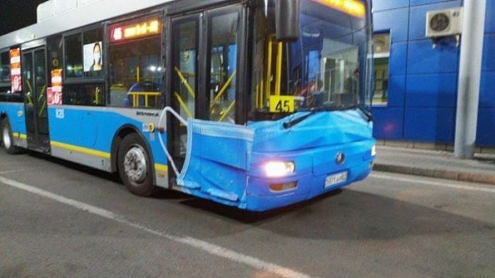 Алматылық автобус "маска тақты"