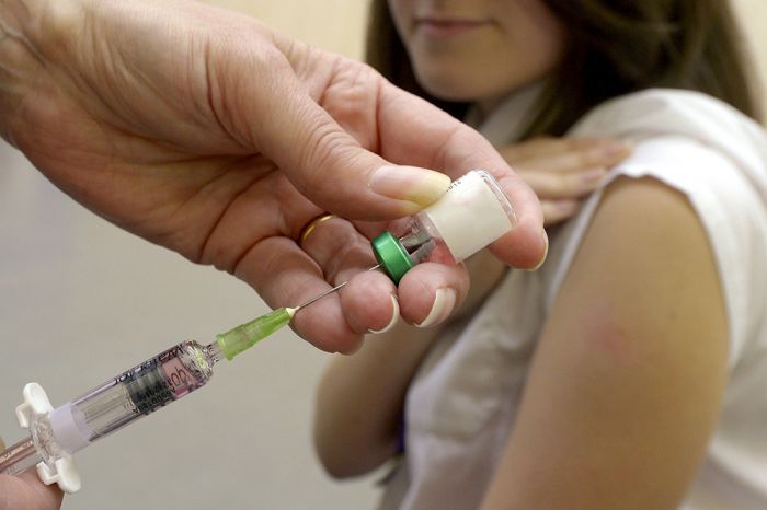 Ресейде коронавирусқа қарсы вакцина тіркелді