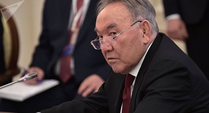 Назарбаев Маминмен кездесіп, қазіргі жағдайдағы басты міндетті атады  