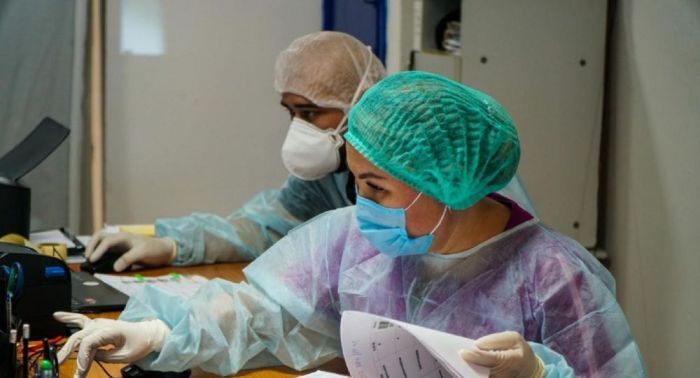 Коронавирус жұқтырған 500 медицина қызметкері 2 миллион теңгеден алды