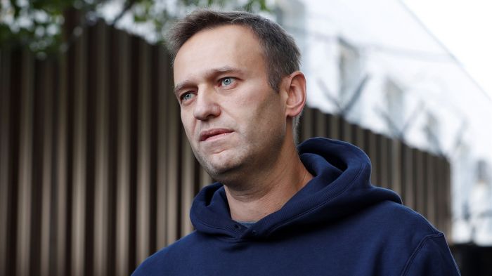 Алексей Навальный комадан шықты