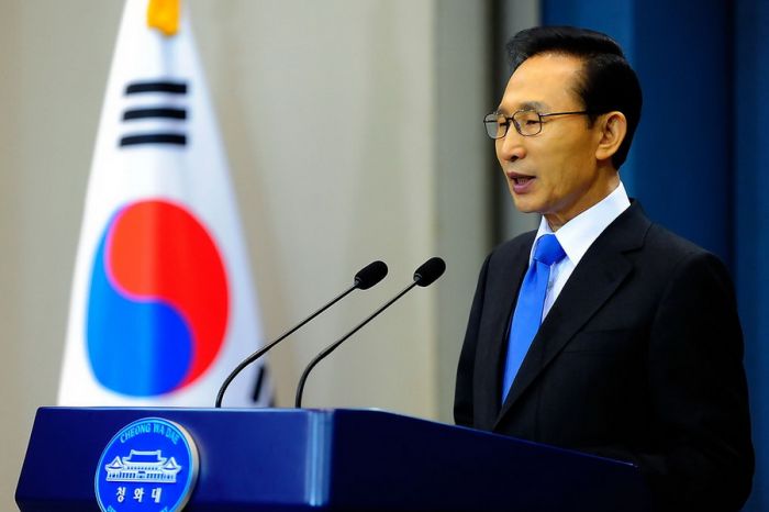 Оңтүстік Кореяның экс-президенті 17 жылға сотталды