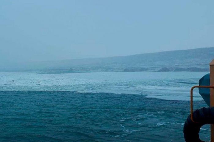 Дауылды жел Маңғыстау облысы портындағы 7 баржаны теңізге ағызып әкетті 