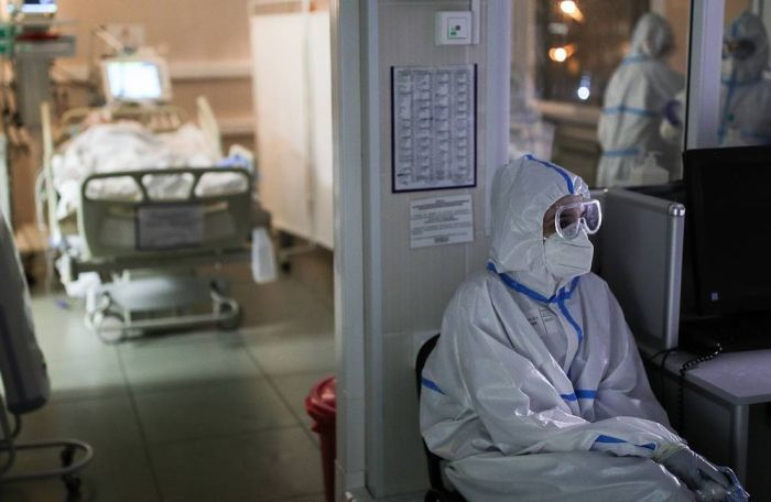 ДДҰ пандемияның екінші жылына болжам жасады