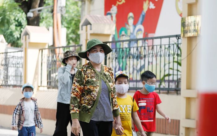 Локдауннан Вьетнамның ең ірі қаласының тұрғындары ашығуда 