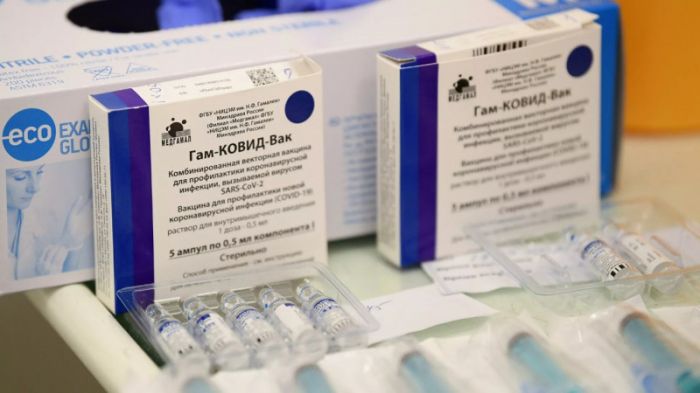 Украина "Спутник V" вакцинасын мойындамайтынын мәлімдеді