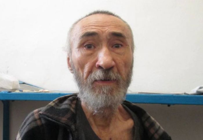 Ақын диссидент Арон Атабек 68 жасында өмірден өтті