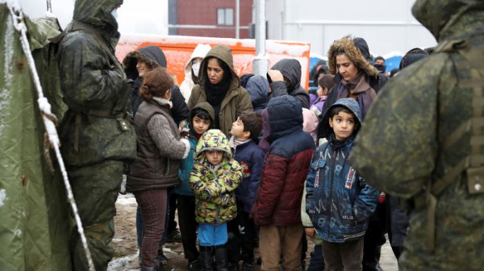 2 мыңға жуық мигрант Беларусь шекарасынан Иракқа оралды