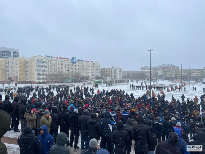 Атыраудағы митинг - фото, видео