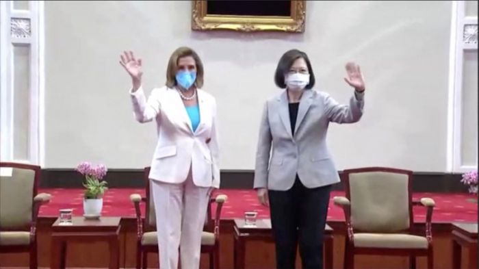 Пелоси Тайвань парламентінде сөз сөйледі
