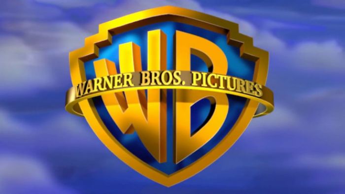 Warner Bros. Ресей арналарына фильмдерін көрсетуге тыйым салды 