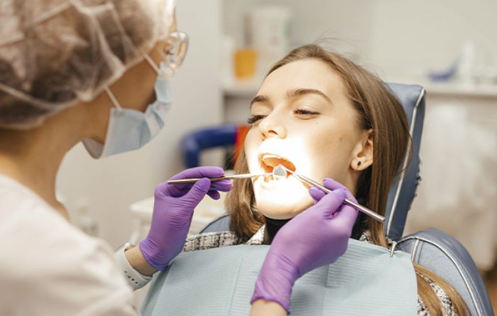 Удаление зубов и имплантация