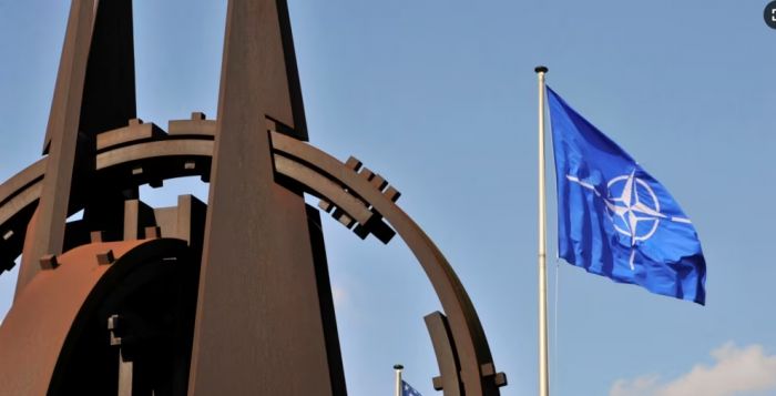 Киев НАТО кеңсесі жетекшісінің "жер беруге келісу" туралы сөзіне реакция білдірді