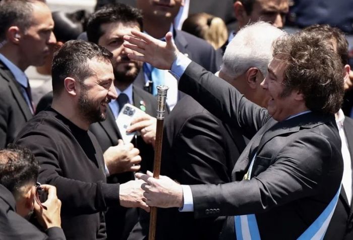 Зеленский Аргентина президенті Хавьер Милейдің инаугурациясына барды 