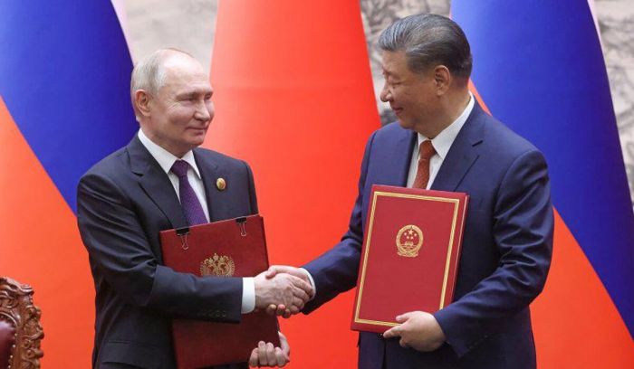 Мемлекеттік сапармен Қытайда жүрген Путин қандай келісімдер жасап жатыр