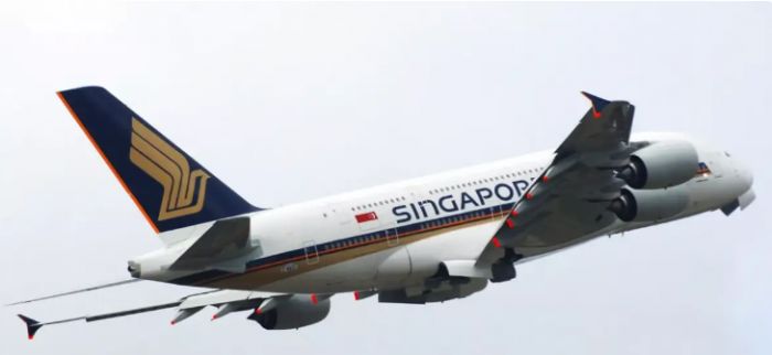 Ұшақ күрт төмендеген: Лондон - Сингапур рейсі қауіпті турбаленттілікке түсіп, бір адам көз жұмды